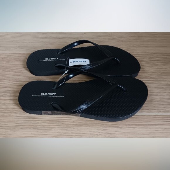 NWT Old Navy Flip Flops Black 7 - Picture 1 of 5